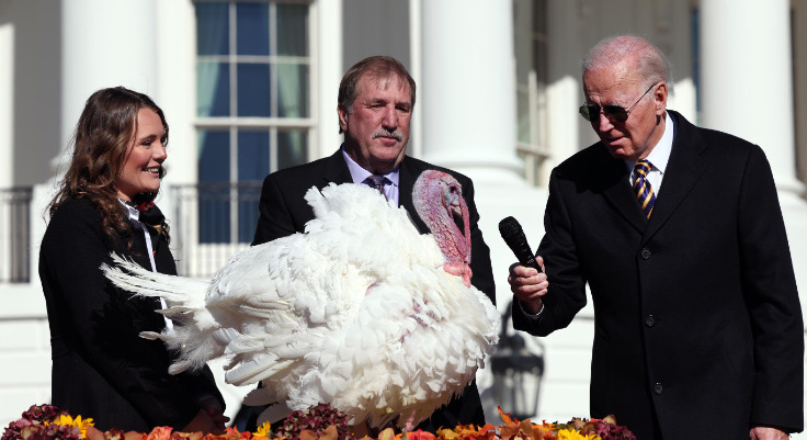 President pardons turkey.